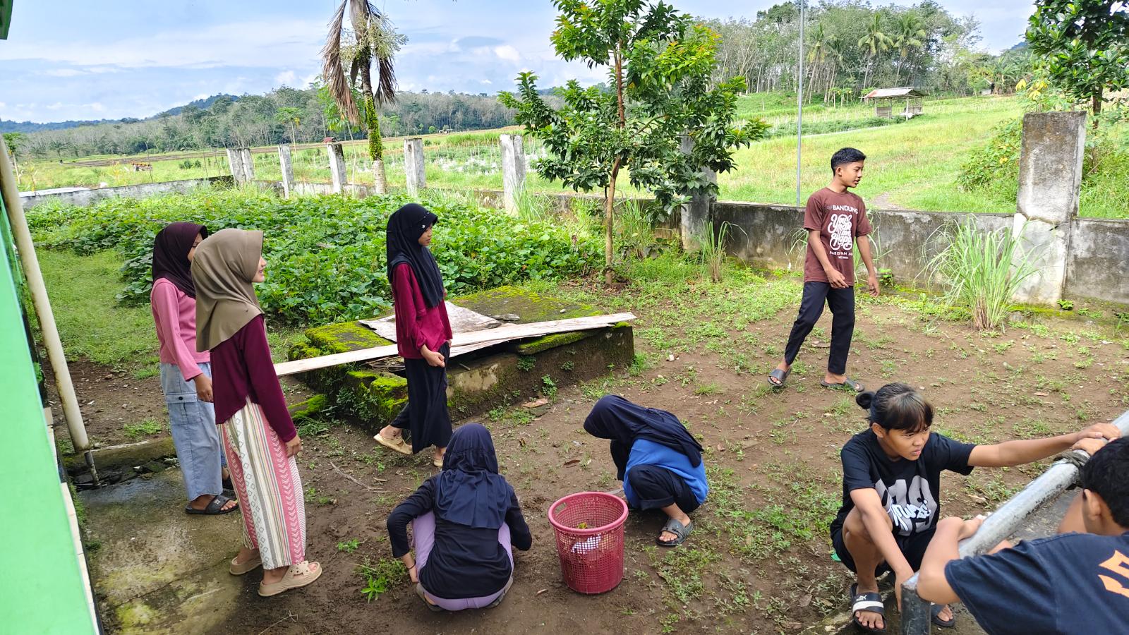 IRMAS Kelurahan Margorejo Gelar Kegiatan Bersih-Bersih di Masjid Jami’ Nur Hidayah pada 16 Februari 2026
